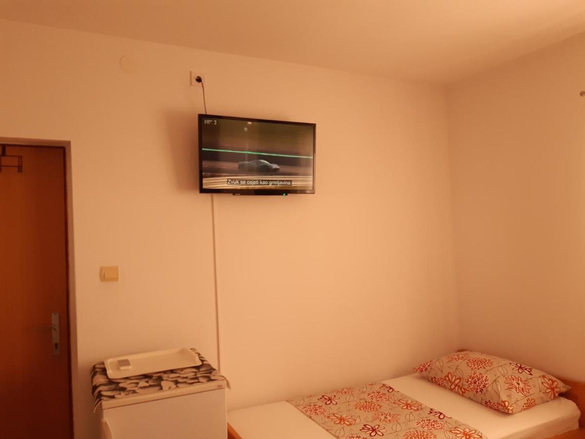 Petar&Marija Hotel มาคาร์สกา ภายนอก รูปภาพ